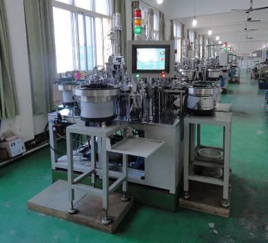 组件自动铆接机