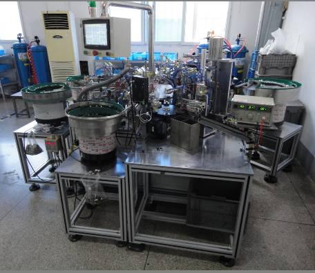 产品自动组装机