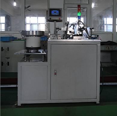 动触点与簧片自动铆接机